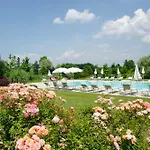 Ξενοδοχείο Relais Corte Cavalli 4*
