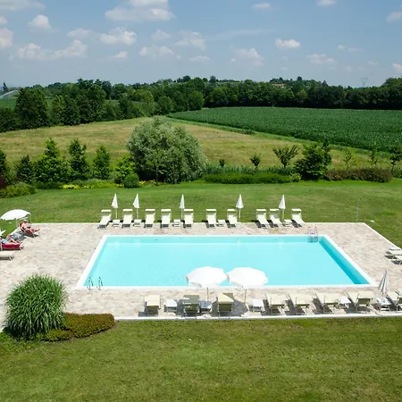 Ξενοδοχείο Relais Corte Cavalli 4*