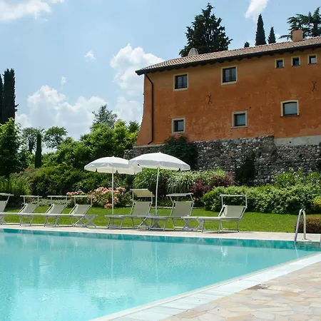 Hotel Relais Corte Cavalli 4*
