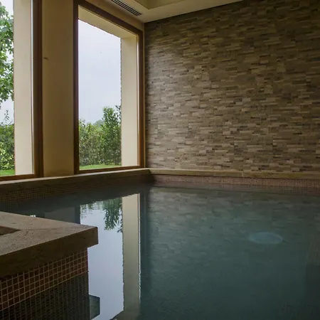 Relais Corte Cavalli 4*