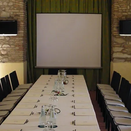 호텔 Relais Corte Cavalli 4*